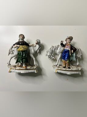 19th Century Italian Capodimonte porcelain figurine